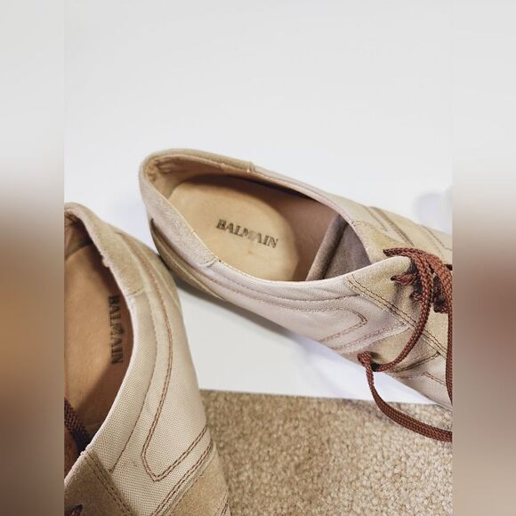 Balmain - Picture 2 of 9